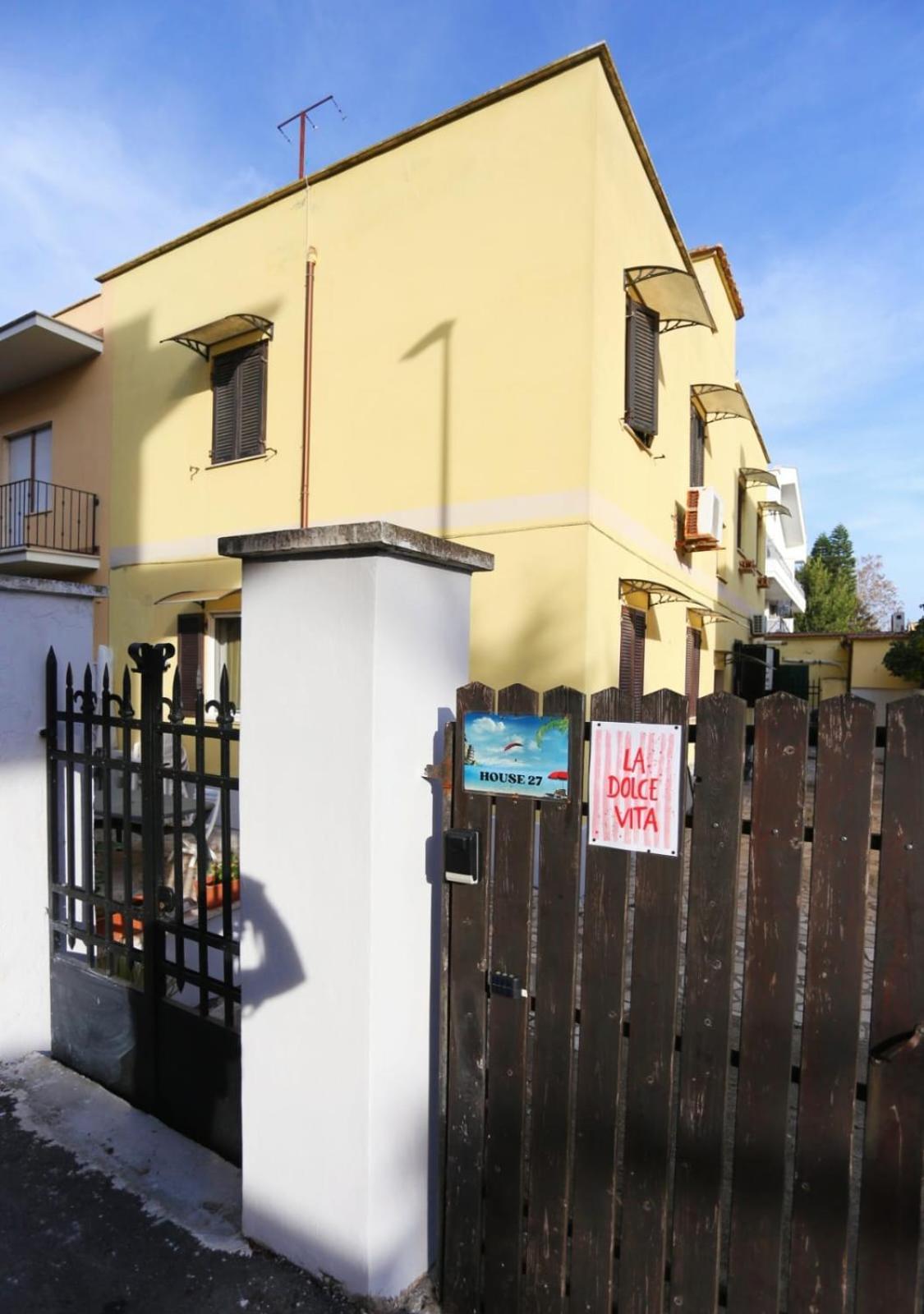 House 27 Apartment Fiumicino Exterior photo